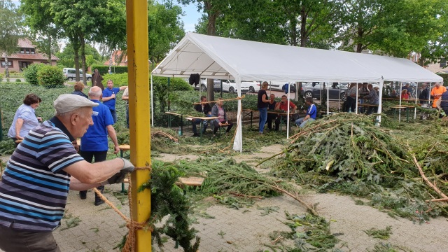 ../fotos/weltrekordversuch_ostrhauderfehn_2019/2019-06-13 18.56.46.jpg